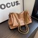 Fashionable, simple and large-capacity women's bags, new chain underarm bags for autumn and winter 2023, stylish and versatile single-shoulder crossbody bags
