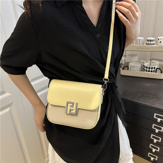 Wholesale fashionable lock button small square women's bags, 2025 summer new style chic light luxury single-shoulder bags, versatile crossbody bags for commuting Wholesale fashionable lock button small square women's bags, 2025 summer new style chic light luxury single-shoulder bags, versatile crossbody bags for commuting