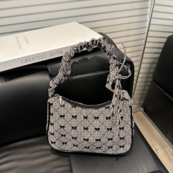 Wholesale Korean-style pleated hand-held small square bags for women, 2025 summer new checkered versatile single-shoulder bags, commuter underarm bags