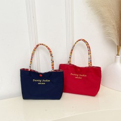 Wholesale fashionable and exquisite hand-held small handbags, women's bags, 2025 summer new styles, simple and versatile tote bags, casual portable bags