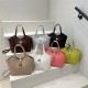 Wholesale high-end hand-held tote bags for women, 2025 summer new large-capacity single-shoulder bags, versatile crossbody bags for commuting Wholesale high-end hand-held tote bags for women, 2025 summer new large-capacity single-shoulder bags, versatile crossbody bags for commuting