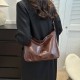 A simple and versatile oil leather soft single-shoulder crossbody bag for women, a new winter 2023 commuter large-capacity tote bag A simple and versatile oil leather soft single-shoulder crossbody bag for women, a new winter 2023 commuter large-capacity tote bag