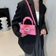 This year, the versatile small square bags, the simple and fashionable crossbody bags, and the high-end bright diamond hand-held shoulder bags are all in vogue This year, the versatile small square bags, the simple and fashionable crossbody bags, and the high-end bright diamond hand-held shoulder bags are all in vogue