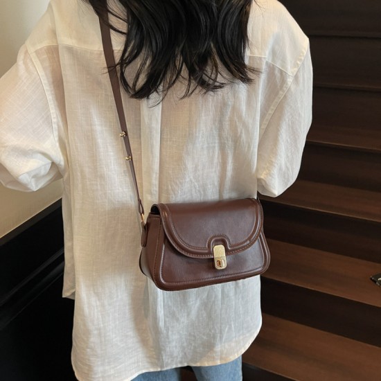 Retro small handbags for women in summer 2025, trendy and simple small square bags, stylish and versatile single-shoulder crossbody bags