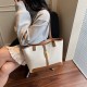 Wholesale Korean version light luxury hand-held tote bags for women, 2025 summer new stone pattern patchwork single-shoulder bags, trendy underarm bags Wholesale Korean version light luxury hand-held tote bags for women, 2025 summer new stone pattern patchwork single-shoulder bags, trendy underarm bags