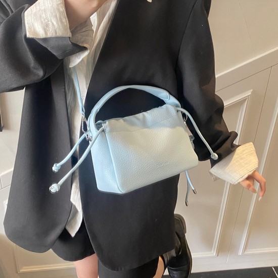 A light luxury texture women's bag, 2025 summer new pleated drawstring bucket bag, fresh single-shoulder crossbody cloud bag A light luxury texture women's bag, 2025 summer new pleated drawstring bucket bag, fresh single-shoulder crossbody cloud bag