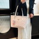 Wholesale high-end, light luxury hand-held tote bags, women's bags, 2025 summer new large-capacity single-shoulder bags, and commuter underarm bags Wholesale high-end, light luxury hand-held tote bags, women's bags, 2025 summer new large-capacity single-shoulder bags, and commuter underarm bags