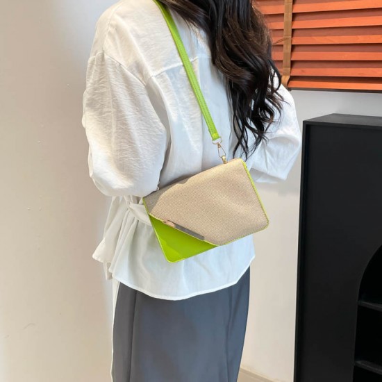 Wholesale trendy and fashionable small square women's bags, 2025 summer new light luxury versatile single-shoulder bags, commuter chain crossbody bags Wholesale trendy and fashionable small square women's bags, 2025 summer new light luxury versatile single-shoulder bags, commuter chain crossbody bags