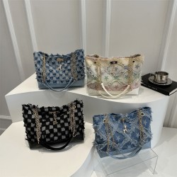 Wholesale cross-border checkered hand-held tote bags for women in the summer of 2025, niche large-capacity single-shoulder bags and trendy underarm bags