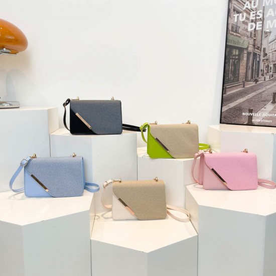 Wholesale trendy and fashionable small square women's bags, 2025 summer new light luxury versatile single-shoulder bags, commuter chain crossbody bags Wholesale trendy and fashionable small square women's bags, 2025 summer new light luxury versatile single-shoulder bags, commuter chain crossbody bags