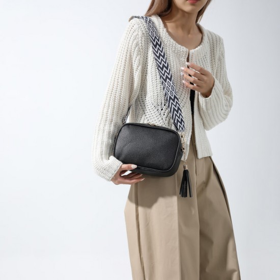 New popular litchi pattern double-shoulder strap single-shoulder crossbody bag for women in 2023 winter, versatile small square bag