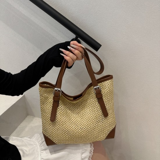 Wholesale Japanese Harajume-style hand-held tote bags for women in the summer of 2025, with contrasting colors and perforated single-shoulder bags, trendy underarm bags Wholesale Japanese Harajume-style hand-held tote bags for women in the summer of 2025, with contrasting colors and perforated single-shoulder bags, trendy underarm bags