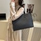 Wholesale Korean version fashionable checkered tote bags, women's bags, 2025 summer new large-capacity single-shoulder bags, trendy and versatile handbags Wholesale Korean version fashionable checkered tote bags, women's bags, 2025 summer new large-capacity single-shoulder bags, trendy and versatile handbags