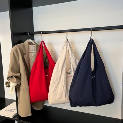 Wholesale Japanese minimalist style hand-held tote bags for women in summer 2025, fashionable and versatile single-shoulder bags, trendy underarm bags