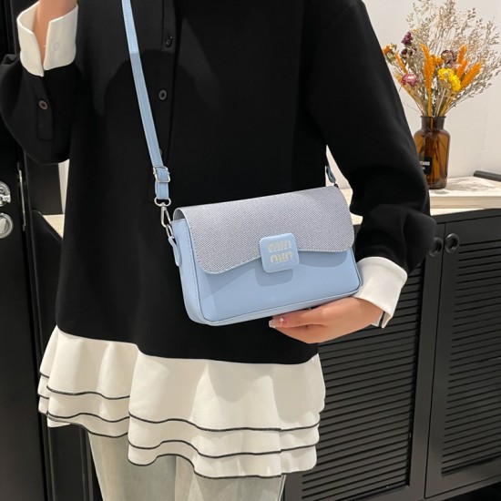 Wholesale sweet style color-blocking small square women's bags, 2025 summer new light luxury and versatile single-shoulder underarm bags, trendy crossbody bags Wholesale sweet style color-blocking small square women's bags, 2025 summer new light luxury and versatile single-shoulder underarm bags, trendy crossbody bags