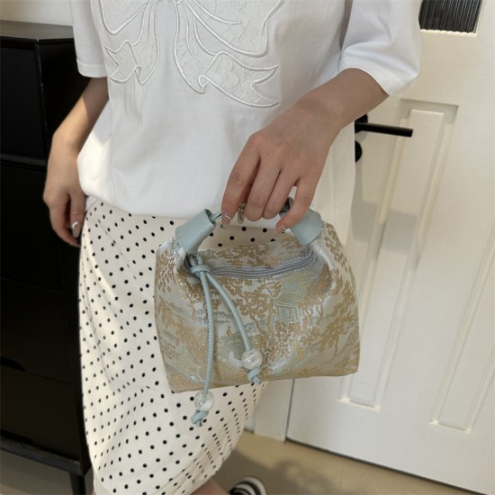 A high-end, versatile new Chinese-style hand-held small bag for women in summer 2024, a new Chinese-style embroidered single-shoulder bag and crossbody bag A high-end, versatile new Chinese-style hand-held small bag for women in summer 2024, a new Chinese-style embroidered single-shoulder bag and crossbody bag