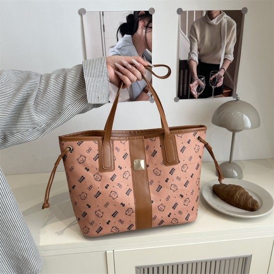Wholesale of fashionable printed patchwork hand-held tote bags for women in Spring 2025, large-capacity single-shoulder bags and trendy underarm bags