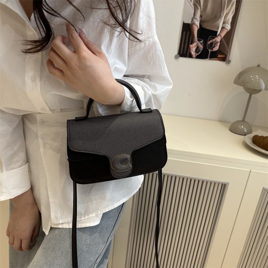 Wholesale Korean version light luxury hand-held small square bags for women, 2025 summer new fashionable and trendy single-shoulder bags for commuting crossbody bags Wholesale Korean version light luxury hand-held small square bags for women, 2025 summer new fashionable and trendy single-shoulder bags for commuting crossbody bags