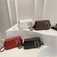 Wholesale niche design personalized small square women's bags, 2025 summer new light luxury single-shoulder bags, trendy crossbody bags Wholesale niche design personalized small square women's bags, 2025 summer new light luxury single-shoulder bags, trendy crossbody bags