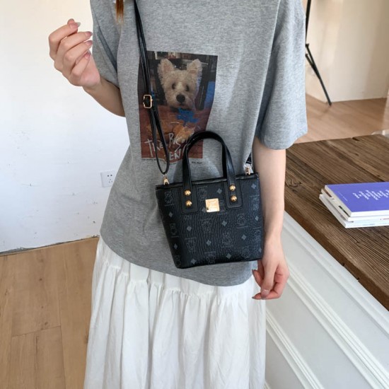 Wholesale Korean-style high-quality hand-held bucket bags for women, 2025 summer new light luxury color-blocking single-shoulder bags for commuting crossbody bags Wholesale Korean-style high-quality hand-held bucket bags for women, 2025 summer new light luxury color-blocking single-shoulder bags for commuting crossbody bags