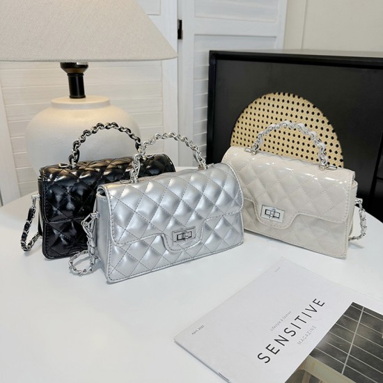 Wholesale Korean version checkered tattoo line hand-held small square bags for women, 2025 summer new light luxury single-shoulder bags, chain crossbody bags Wholesale Korean version checkered tattoo line hand-held small square bags for women, 2025 summer new light luxury single-shoulder bags, chain crossbody bags