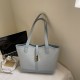 Wholesale Korean version light luxury hand-held tote bags for women, 2025 summer new stone pattern patchwork single-shoulder bags, trendy underarm bags Wholesale Korean version light luxury hand-held tote bags for women, 2025 summer new stone pattern patchwork single-shoulder bags, trendy underarm bags