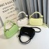 This is a new solid color chain underarm bag for women in the autumn of 2022. It's stylish and versatile. It's a single-shoulder crossbody bag