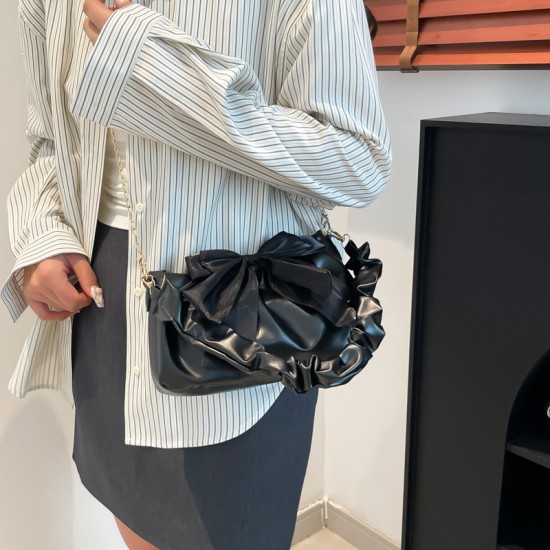 Wholesale fashionable pleated hand-held small square bags for women, 2025 summer new bow single-shoulder bags, trendy chain crossbody bags Wholesale fashionable pleated hand-held small square bags for women, 2025 summer new bow single-shoulder bags, trendy chain crossbody bags