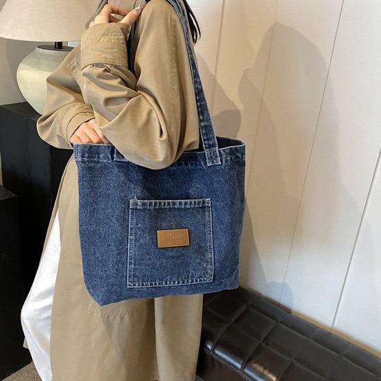 Retro and stylish denim bags, women's bags, 2024 autumn and winter new styles, large-capacity tote bags, student trend single-shoulder bags for going out Retro and stylish denim bags, women's bags, 2024 autumn and winter new styles, large-capacity tote bags, student trend single-shoulder bags for going out
