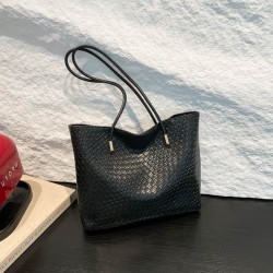 Tote bags, large-capacity bags, women's bags, 2025 summer new styles, trendy and high-end single-shoulder bags, stylish commuting handbags