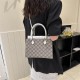 Cross-border ins niche trend single-shoulder crossbody bag for women 2023 summer: Fashionable and simple vintage checkered handbag