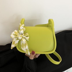 Trendy small handbags for women in the autumn of 2022, Korean version, niche designs, candy-colored small square bags, and popular mini mouth red envelopes