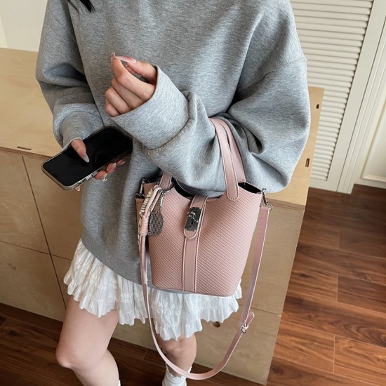 Wholesale Korean version niche hand-held bucket bags, women's bags, 2025 summer new high-end quality single-shoulder bags, commuting crossbody bags Wholesale Korean version niche hand-held bucket bags, women's bags, 2025 summer new high-end quality single-shoulder bags, commuting crossbody bags