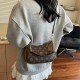 Wholesale high-quality, light luxury hand-held small square women's bags, 2025 summer new color-blocking single-shoulder underarm bags, and commuting crossbody bags Wholesale high-quality, light luxury hand-held small square women's bags, 2025 summer new color-blocking single-shoulder underarm bags, and commuting crossbody bags