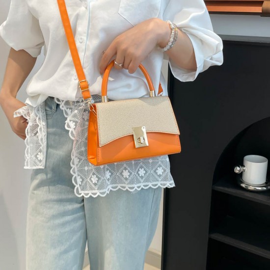 Wholesale Korean version color-blocking hand-held small square bags for women, 2025 summer new light luxury versatile single-shoulder bags for commuting crossbody bags Wholesale Korean version color-blocking hand-held small square bags for women, 2025 summer new light luxury versatile single-shoulder bags for commuting crossbody bags