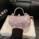 The 2025 new style of fashionable, chic and simple ladies' handbags, dinner bags, and hand-held bags with fresh designs The 2025 new style of fashionable, chic and simple ladies' handbags, dinner bags, and hand-held bags with fresh designs