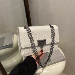 Wholesale braided small square women's bags, 2025 summer new fashion lock button single-shoulder underarm bags, chain crossbody bags