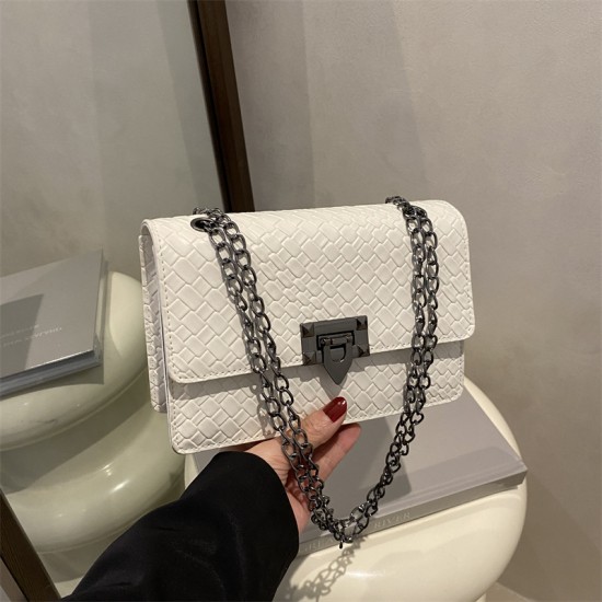 Wholesale braided small square women's bags, 2025 summer new fashion lock button single-shoulder underarm bags, chain crossbody bags Wholesale braided small square women's bags, 2025 summer new fashion lock button single-shoulder underarm bags, chain crossbody bags