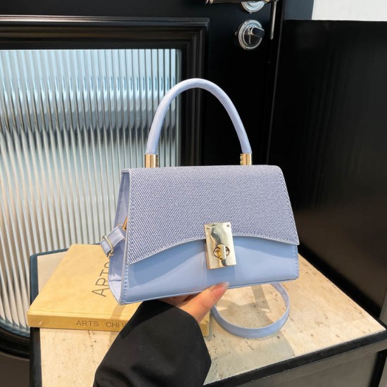 Wholesale Korean version color-blocking hand-held small square bags for women, 2025 summer new light luxury versatile single-shoulder bags for commuting crossbody bags Wholesale Korean version color-blocking hand-held small square bags for women, 2025 summer new light luxury versatile single-shoulder bags for commuting crossbody bags