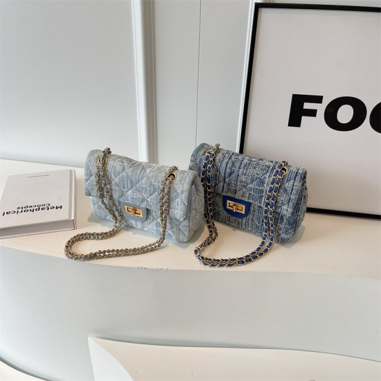 Cross-border light luxury texture diamond-shaped chain single-shoulder crossbody bag for women, a new popular small square bag in the autumn of 2023 Cross-border light luxury texture diamond-shaped chain single-shoulder crossbody bag for women, a new popular small square bag in the autumn of 2023