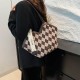 A stylish checkered color-matching silk strap hand-held small bag for women in winter 2024, a large-capacity single-shoulder bag for commuting under the armpit A stylish checkered color-matching silk strap hand-held small bag for women in winter 2024, a large-capacity single-shoulder bag for commuting under the armpit