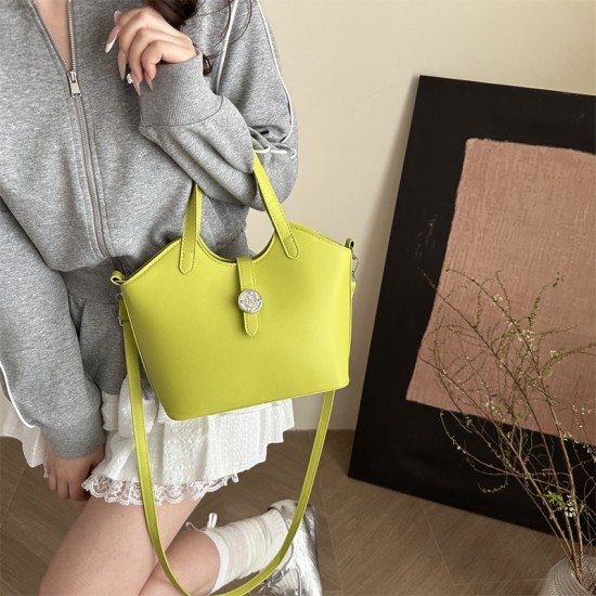 Wholesale high-end hand-held tote bags for women, 2025 summer new large-capacity single-shoulder bags, versatile crossbody bags for commuting Wholesale high-end hand-held tote bags for women, 2025 summer new large-capacity single-shoulder bags, versatile crossbody bags for commuting