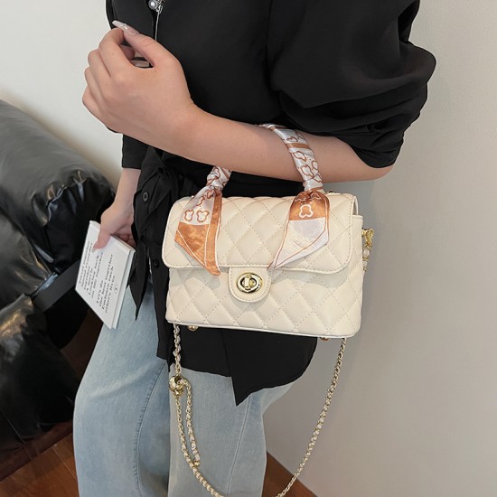 Wholesale small chanel-style silk scarves, hand-held small square bags, women's bags, 2025 summer new diamond-shaped chain single-shoulder bags, trendy crossbody bags Wholesale small chanel-style silk scarves, hand-held small square bags, women's bags, 2025 summer new diamond-shaped chain single-shoulder bags, trendy crossbody bags