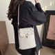 Wholesale fresh and delicate embroidered hand-held small square bags for women, 2025 spring new styles of light luxury straw woven single-shoulder bags and trendy crossbody bags Wholesale fresh and delicate embroidered hand-held small square bags for women, 2025 spring new styles of light luxury straw woven single-shoulder bags and trendy crossbody bags