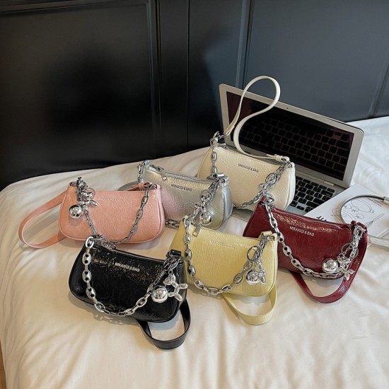 Wholesale cross-border light luxury hand-held small square bags, women's bags, 2025 summer new quality chain single-shoulder bags, commuting crossbody bags Wholesale cross-border light luxury hand-held small square bags, women's bags, 2025 summer new quality chain single-shoulder bags, commuting crossbody bags