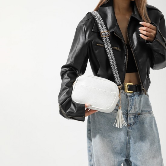 Cross-border popular casual new fashion, small square bag, women's 2023 winter embroidered double shoulder strap, single shoulder crossbody bag