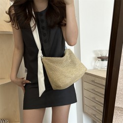 Large-capacity women's bags, 2024 summer new styles, fashionable and simple, color-blocking straw woven bucket bags, handbags, and single-shoulder bags