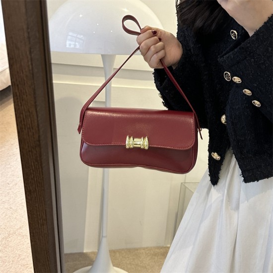 French niche quality single-shoulder bag, 2023 winter fashion, simple underarm bag, commuter carry, crossbody women's bag French niche quality single-shoulder bag, 2023 winter fashion, simple underarm bag, commuter carry, crossbody women's bag