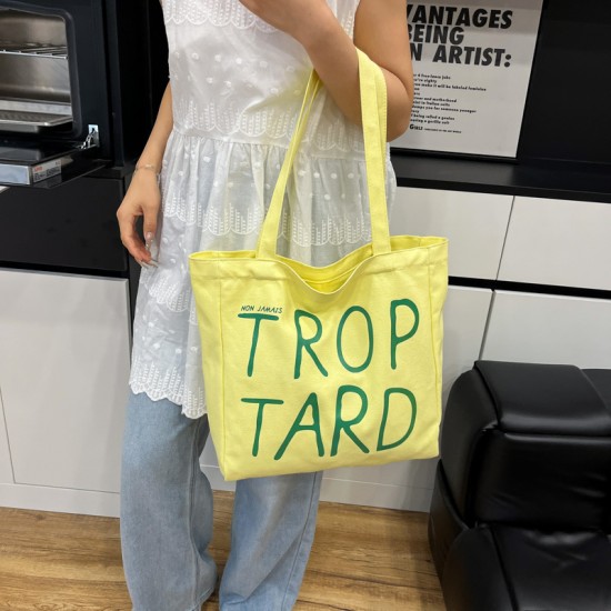 Wholesale Korean version fashionable letter hand-held tote bags for women, 2025 summer new large-capacity single-shoulder bags, trendy underarm bags Wholesale Korean version fashionable letter hand-held tote bags for women, 2025 summer new large-capacity single-shoulder bags, trendy underarm bags