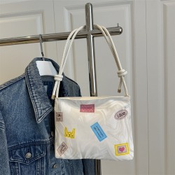 Wholesale fashionable and cute cartoon hand-held small square bags for women, 2025 spring new sweet style single-shoulder bags and trendy crossbody bags